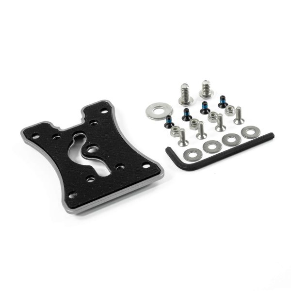 COOKIE FLATLOCK EXTRA CAMERA PLATE, shown with all screws and accessories