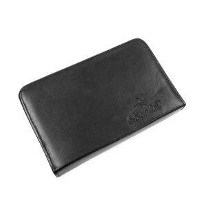 AKANDO LEATHER COVER. Shown from the outside when closed
